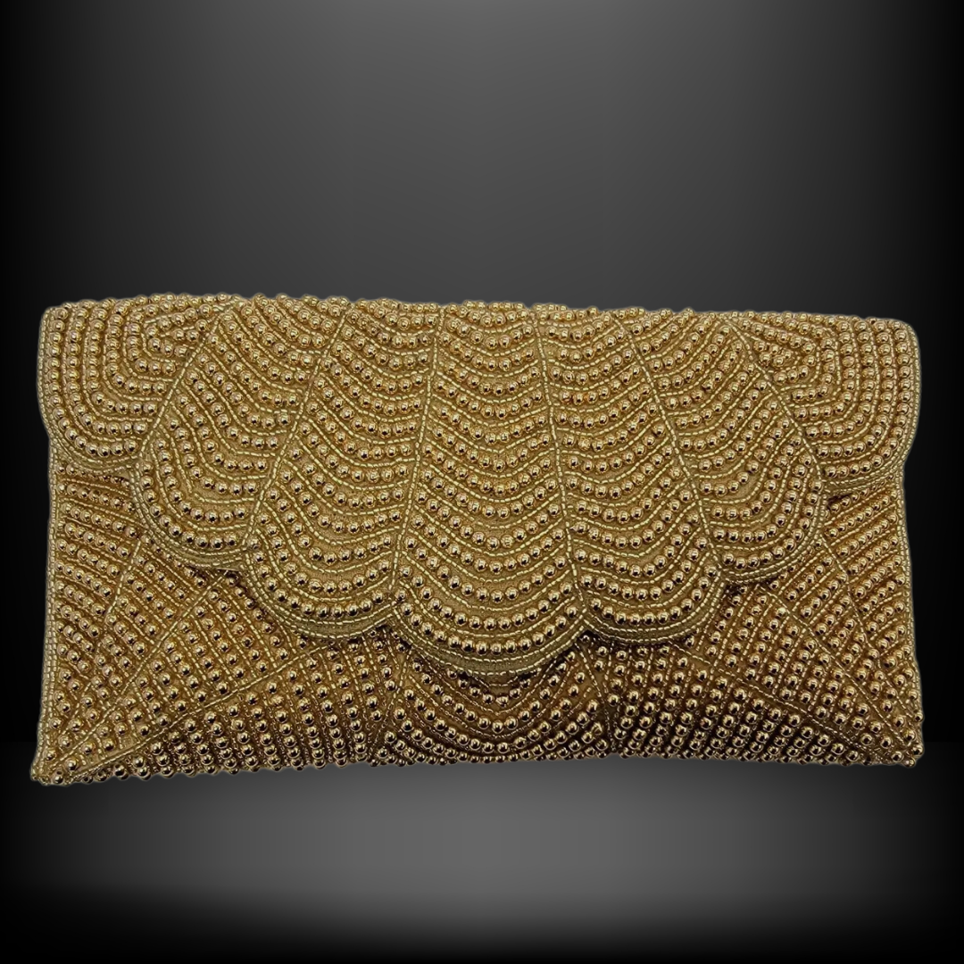 GOLD SHELL CLUTCH